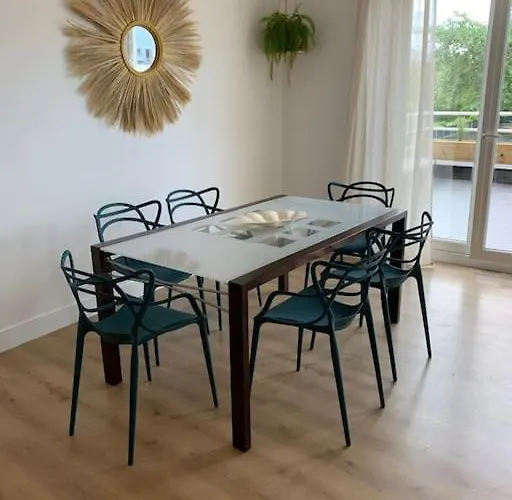 Au 154 Bis - Joli Appartement Avec Grande Terrasse Et Proche De La Plage A Malo